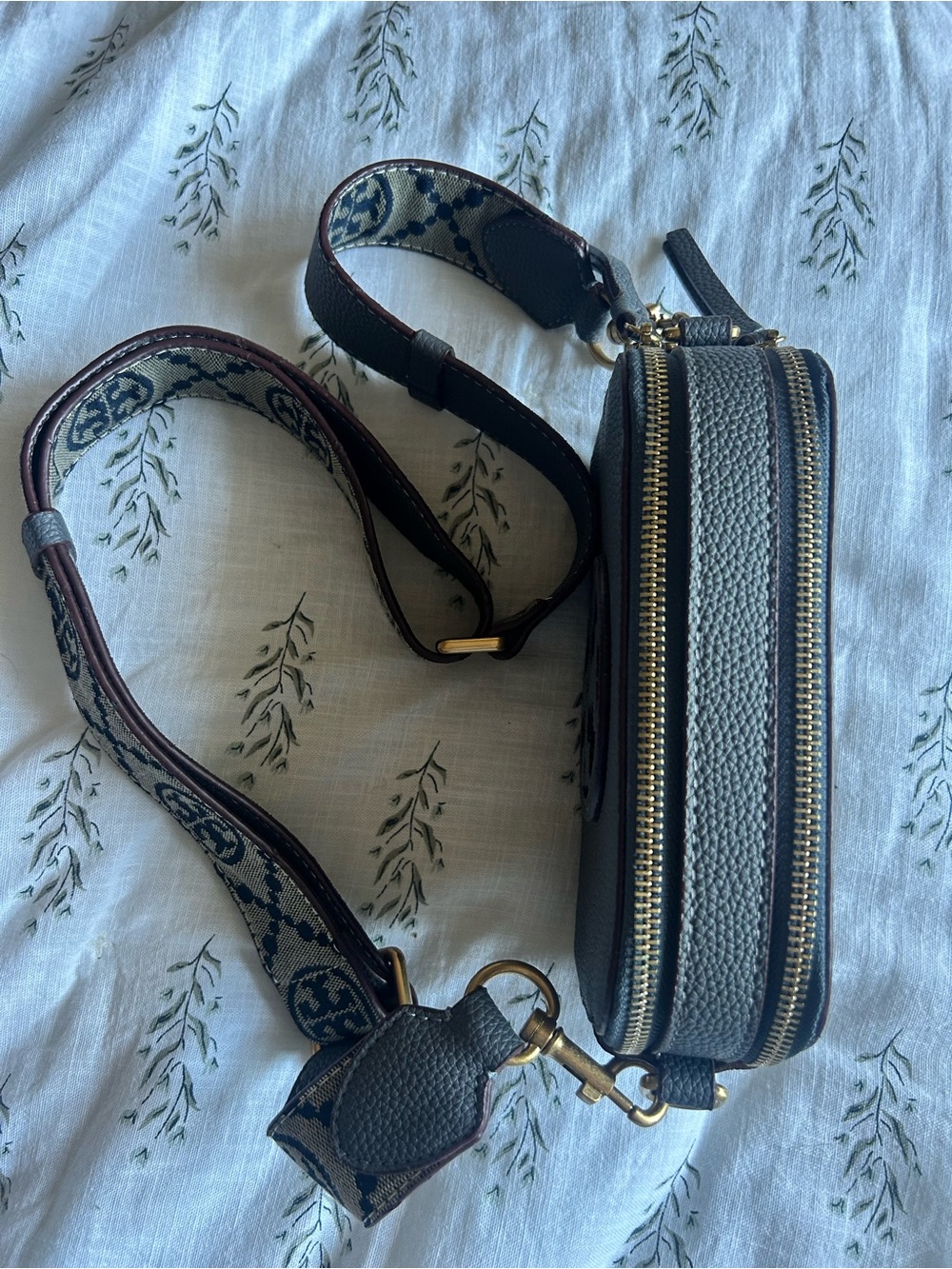 Tory Burch Crossbody Bag - Picture 5 of 5